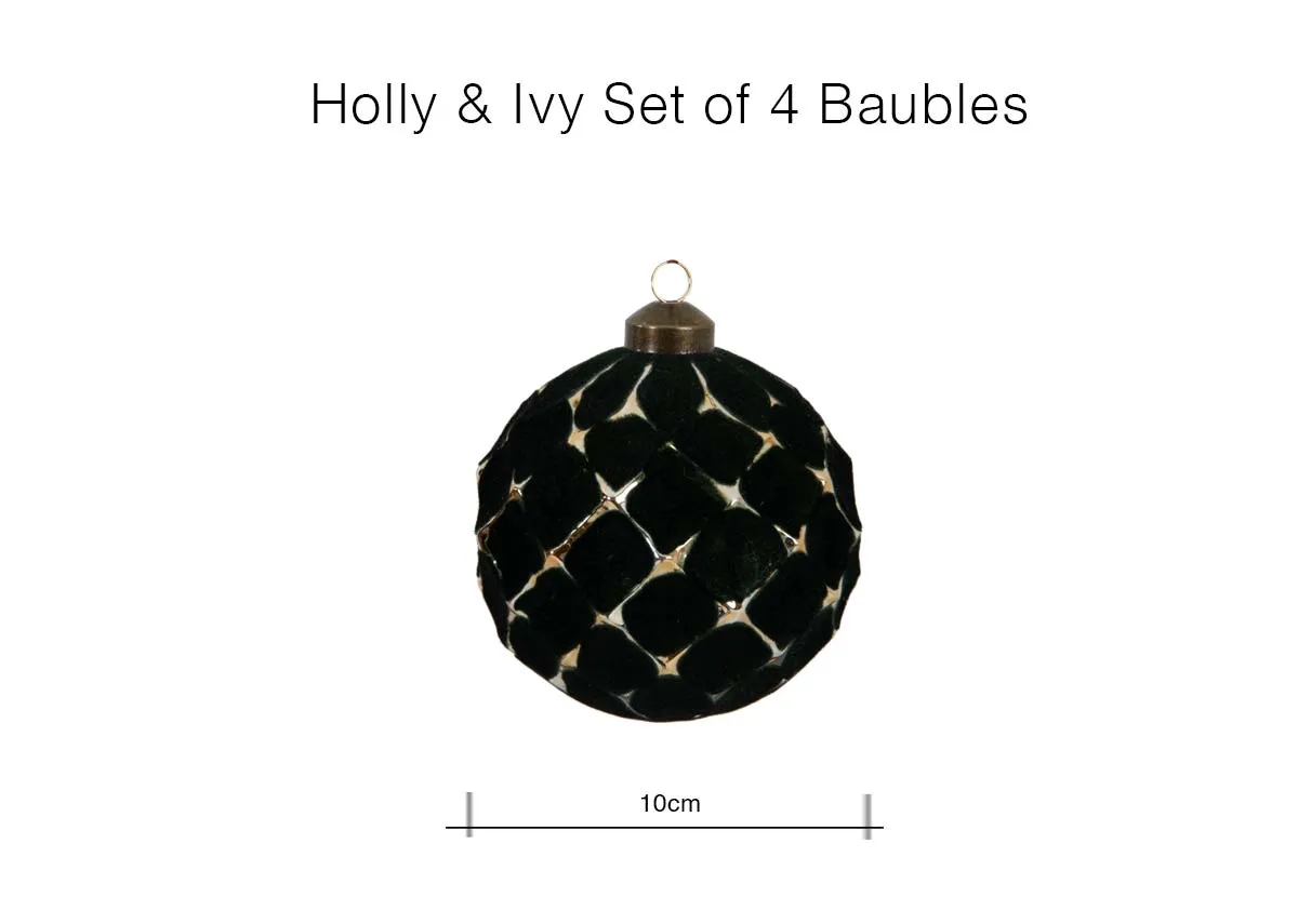 A dimension image of the Holly & Ivy Bauble with 10cm