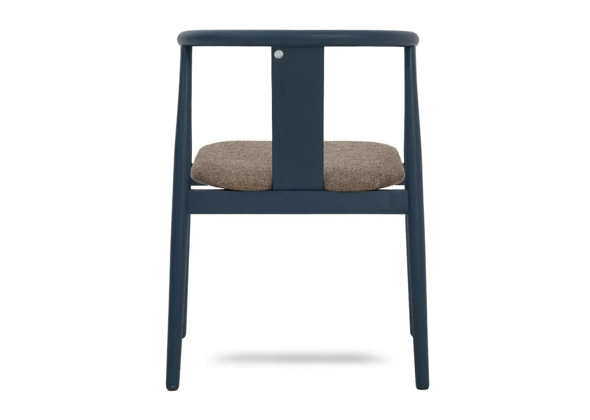  green and terracotta.