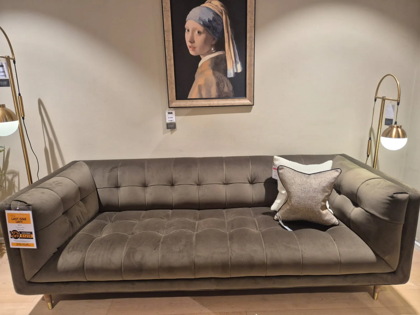 Grace 3.5 Seater Olive Green Velvet Sofa (Sligo Floor Model)