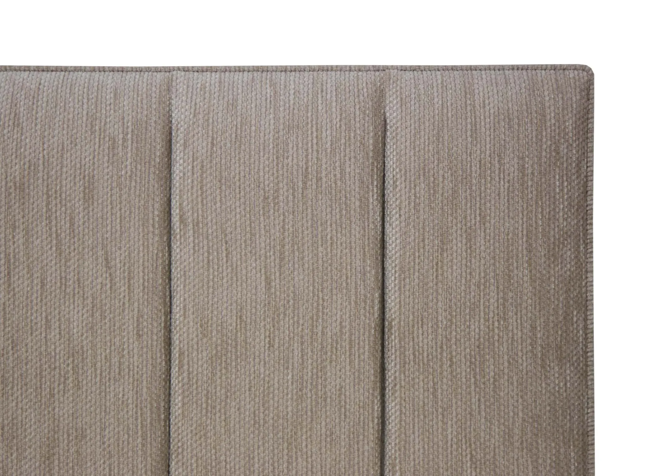 A close up image of the top corner of the Leitrim 5ft Full Height Headboard.