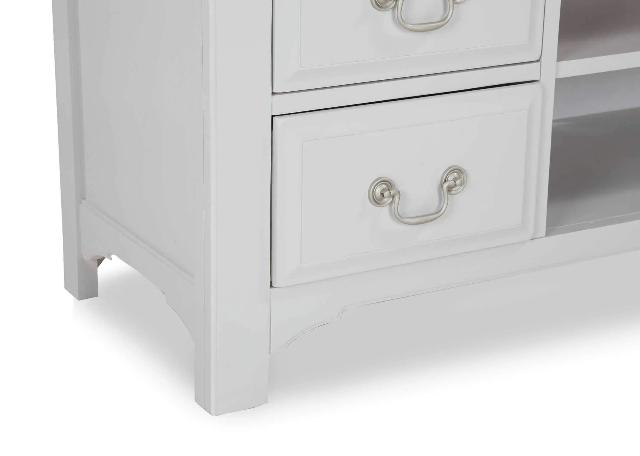 A close up image showing the bottom of the Georgia 4 drawer 2 shelf tv unit.