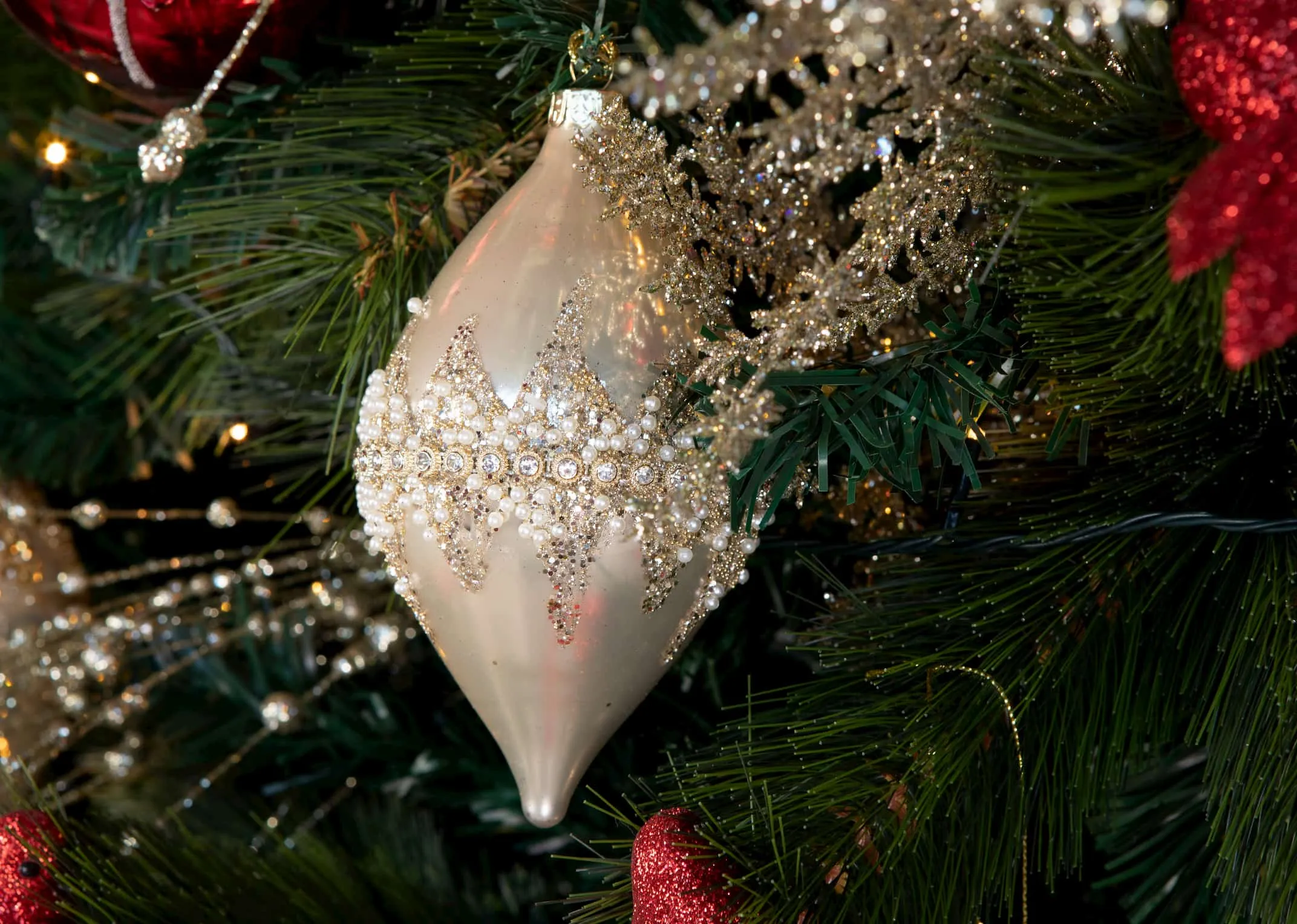 Box of 6 Gold Jewel Encrusted Drop - Christmas Bauble