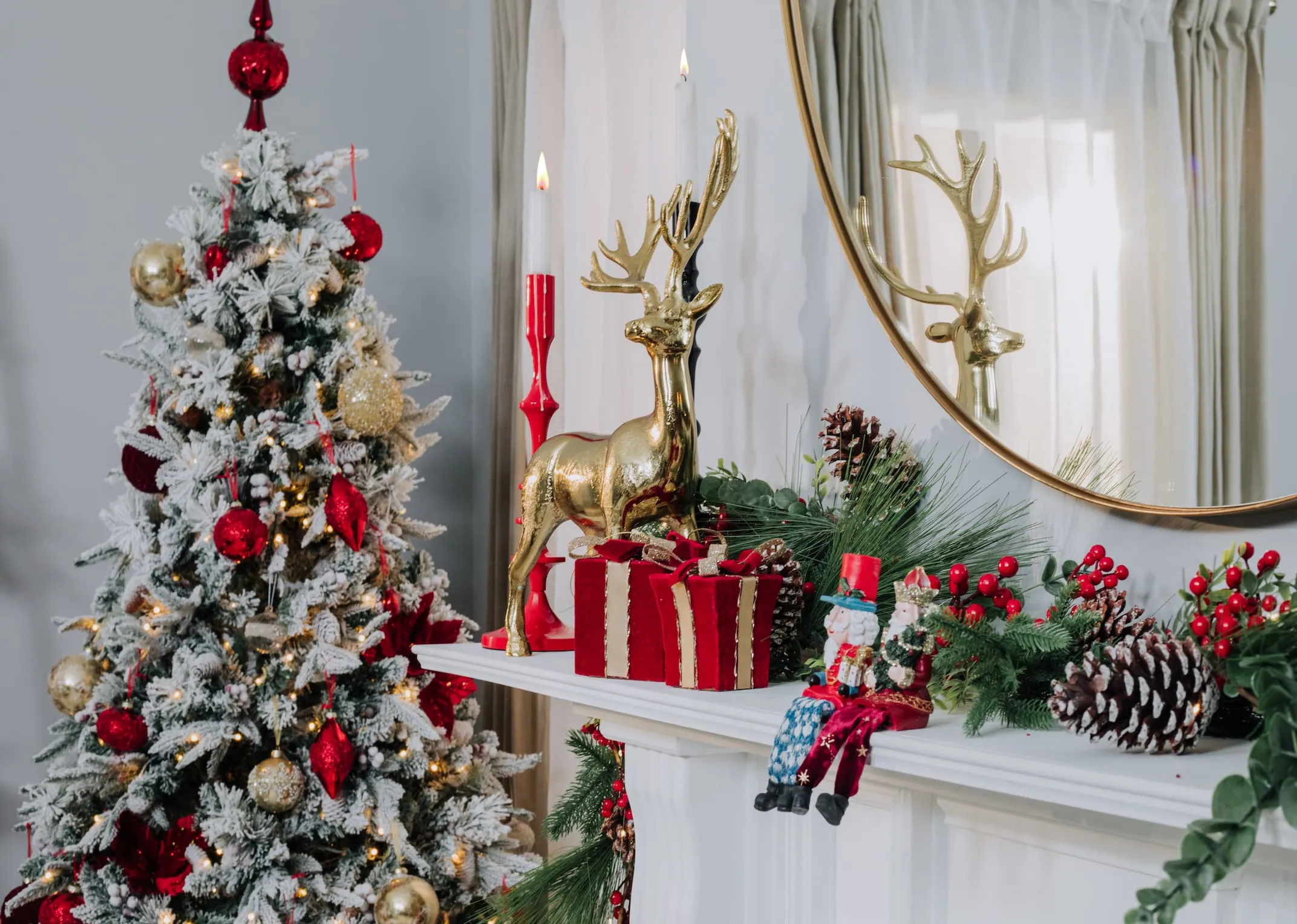 Berry & Pine Cone - Christmas Garland