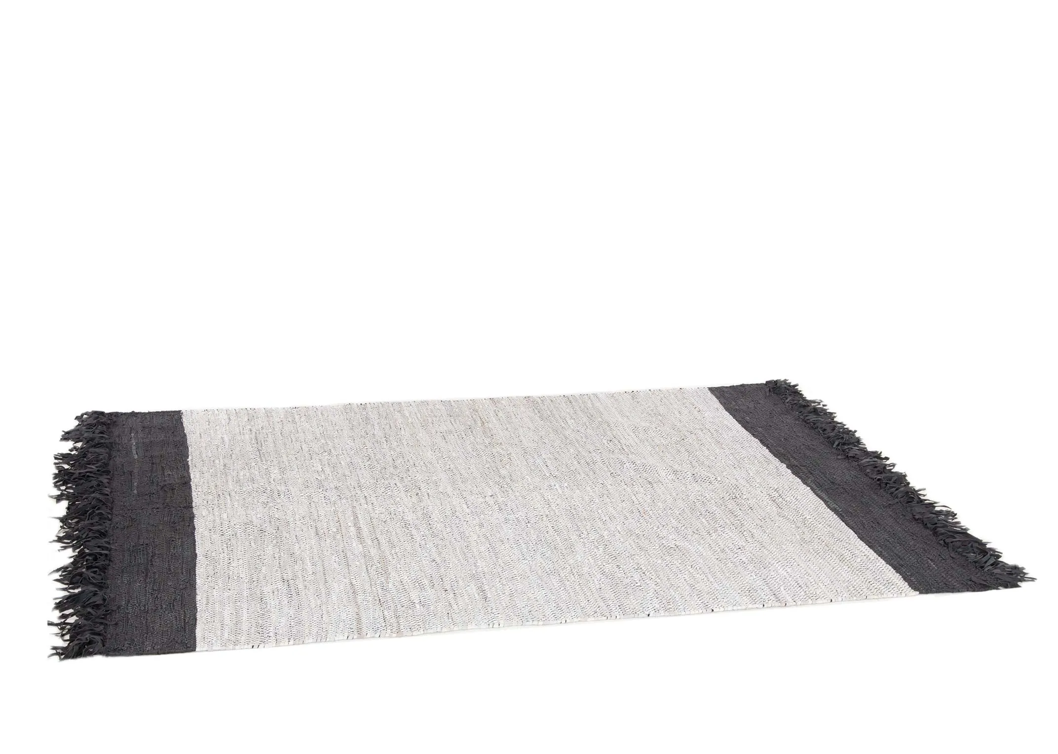 A dimension image of the Vagium Aqua rug with 230cm x 160cm