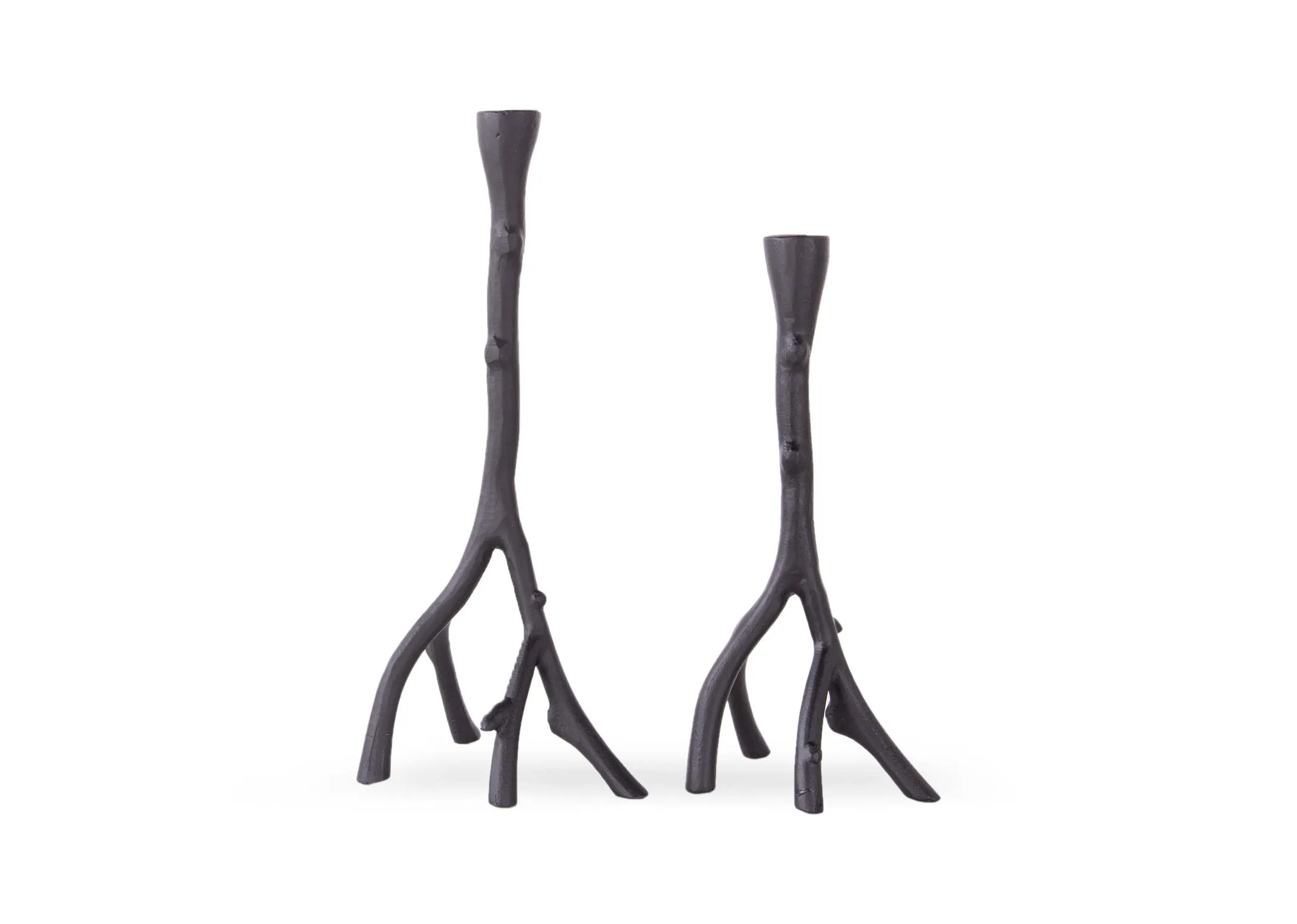 A dimesion image of the Omar Candleholder with 14.5cm (Width) x 30.5cm (Height)