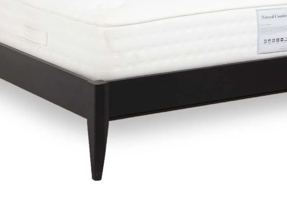 A king size 4ft6 black chevron oak & pine bedframe from EZ Living's Chevron range. Closeup of leg