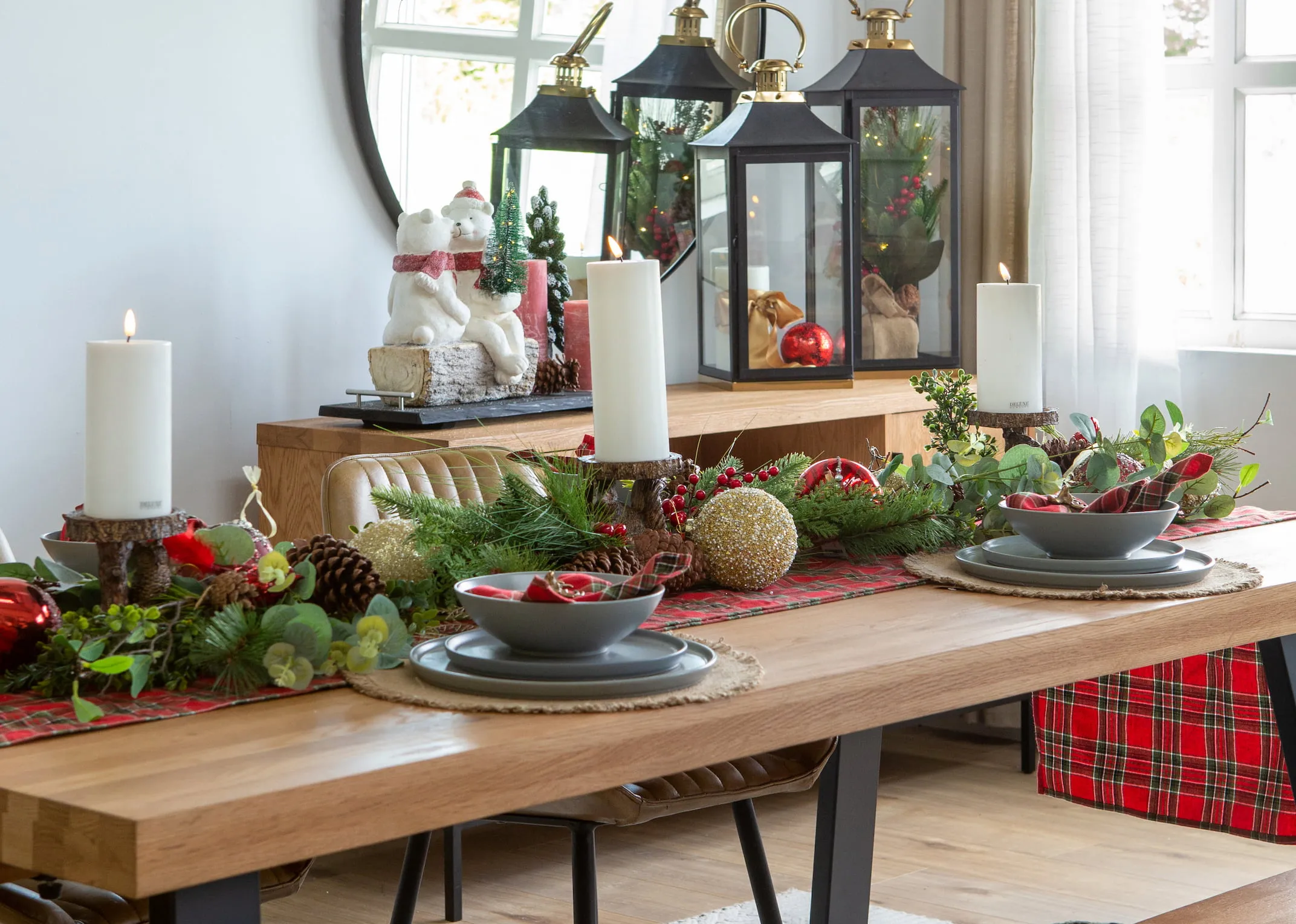 Berry & Pine Tree with LED - Christmas Ornament