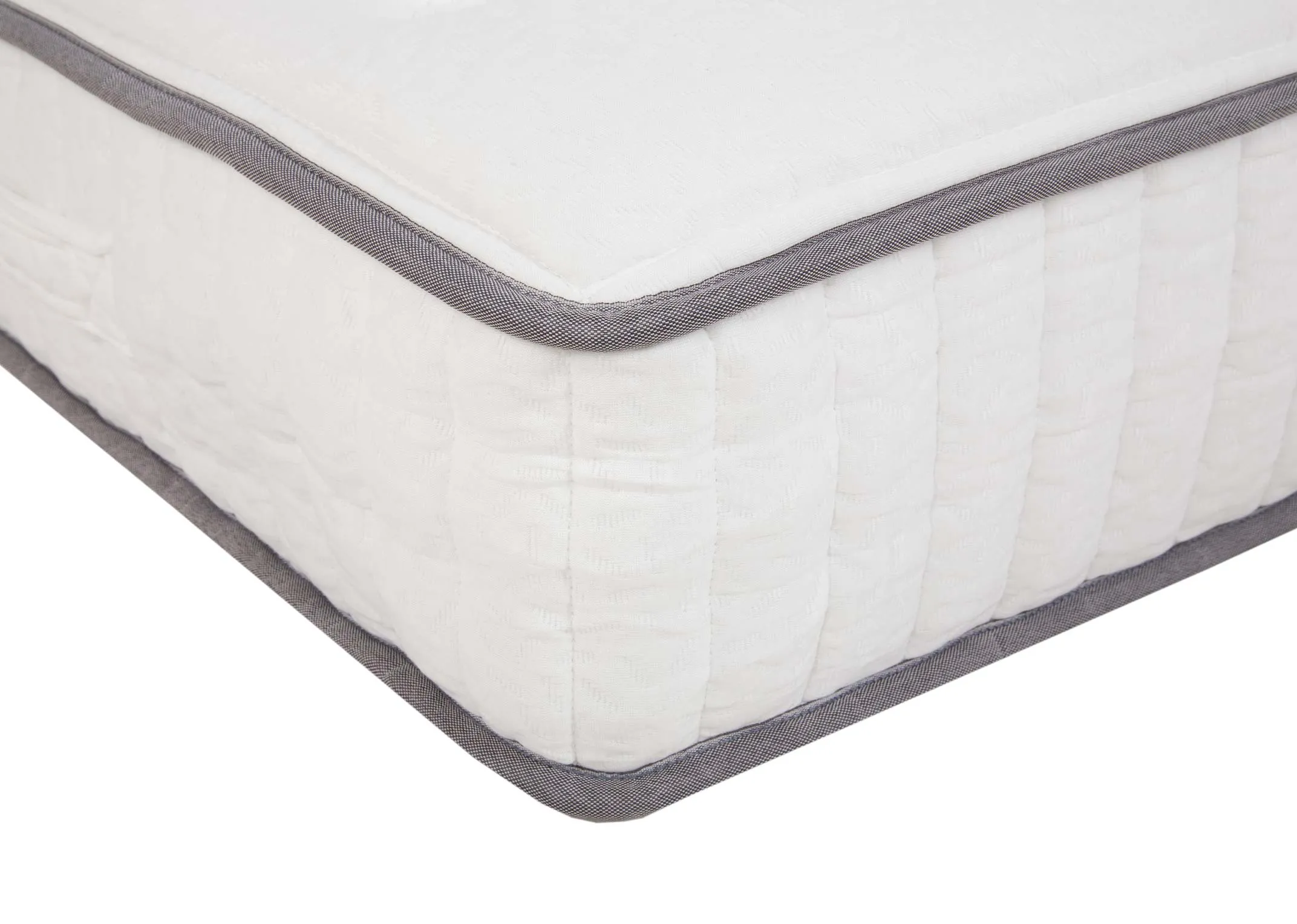 A small double 4ft pocket sprung mattress from EZ Livings Comfort Pocket range. Closeup of edge