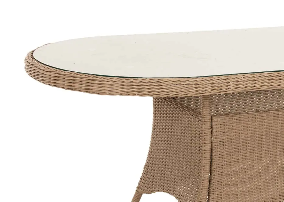 image of the Seville Oval table with a closeup of the glass table top.