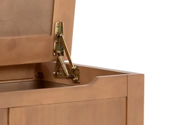A rustic oak blanket box from EZ Livings Atlas range. Closeup of gold hinges