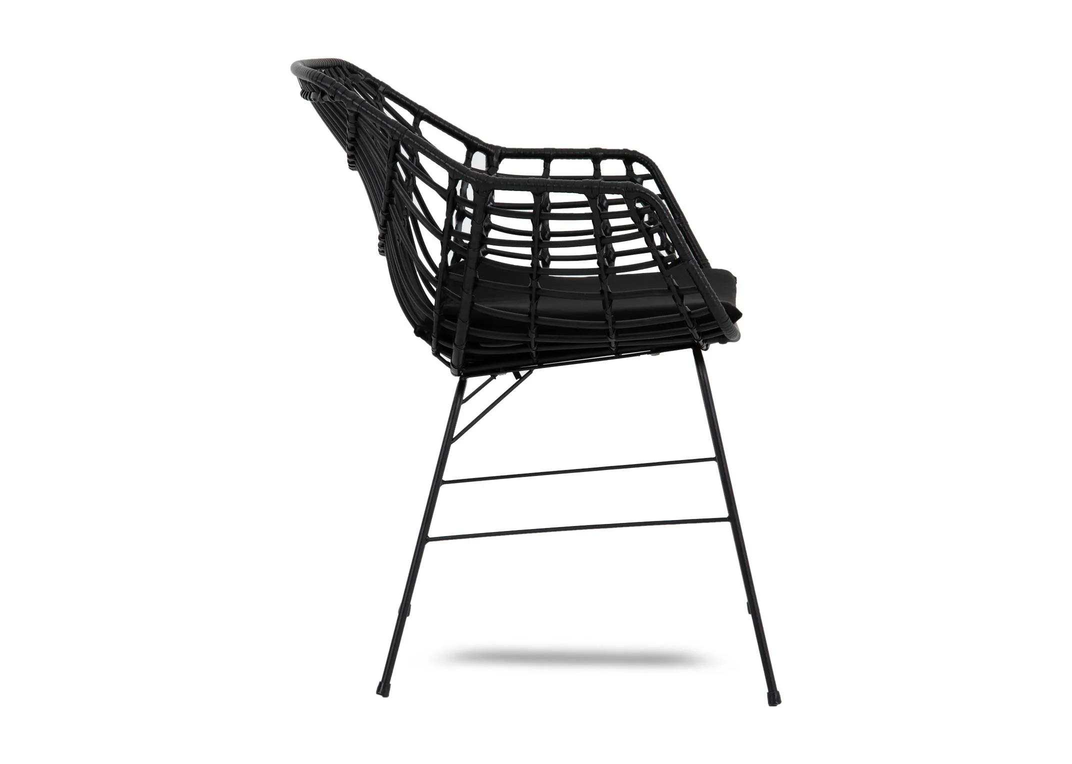 A black wicker dining chair from EZ Livings Porto range. Angled view of supportive black metal legs and frame. Side veiw of black wicker finish.