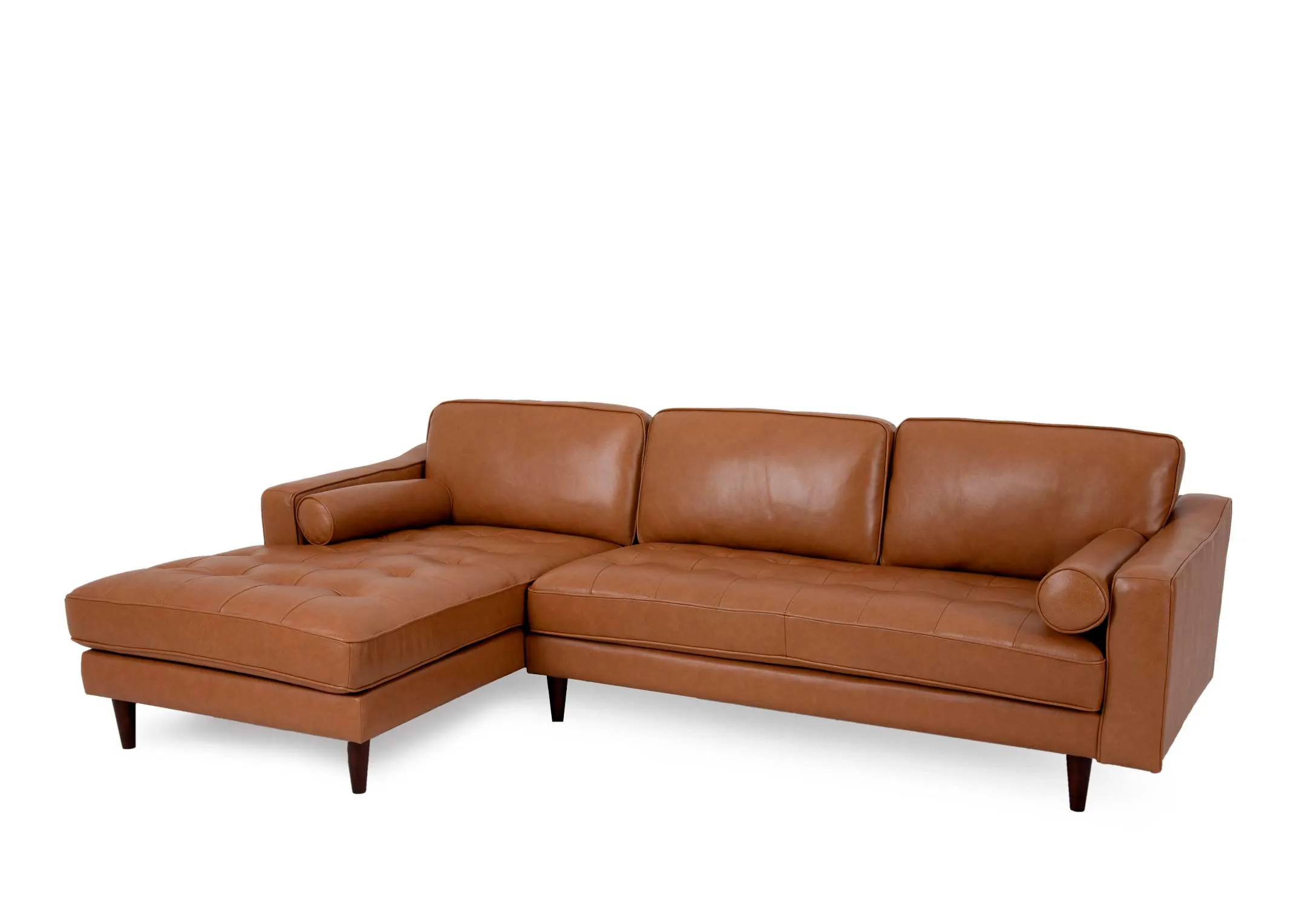 A RHF tan leather corner chaise from EZ Livings Genoa range. Angled view