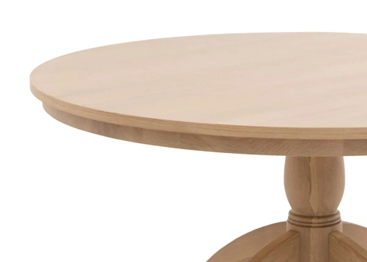 A dimension image of the Dawn round table with 120cm x 75cm