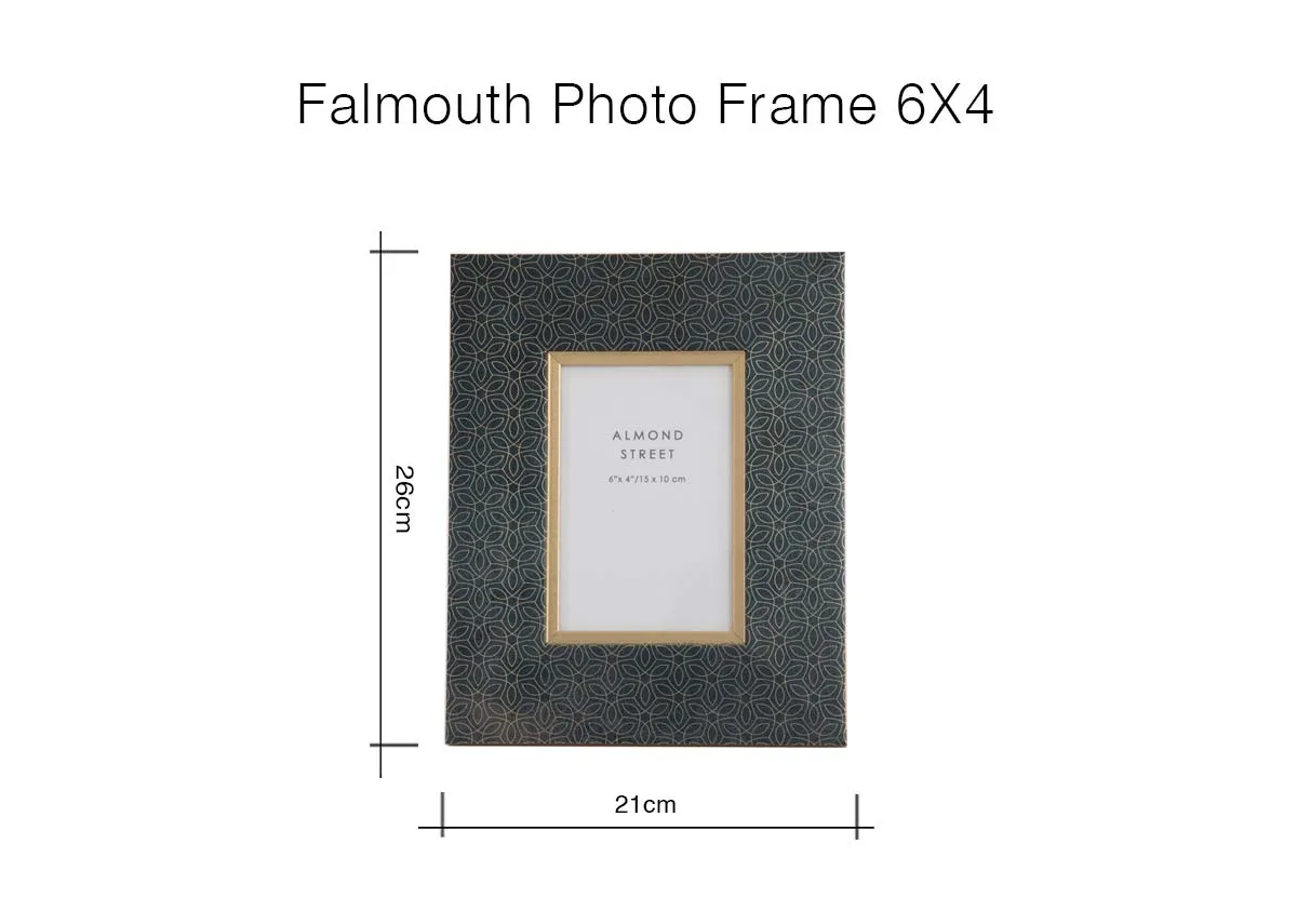 A dimension image of the Falmouth frame with 21cm x 26cm