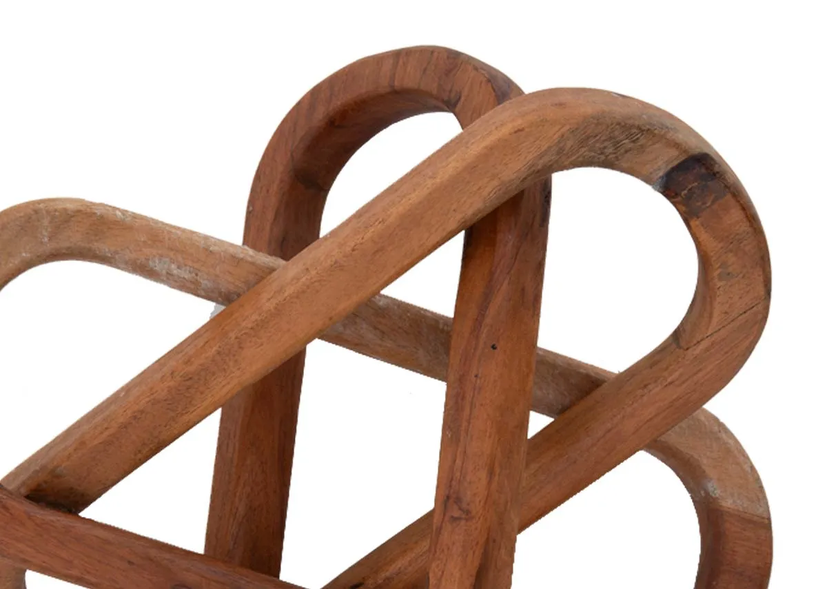 A dimension image of the Jada Ornament with 30cm x 13.5cm
