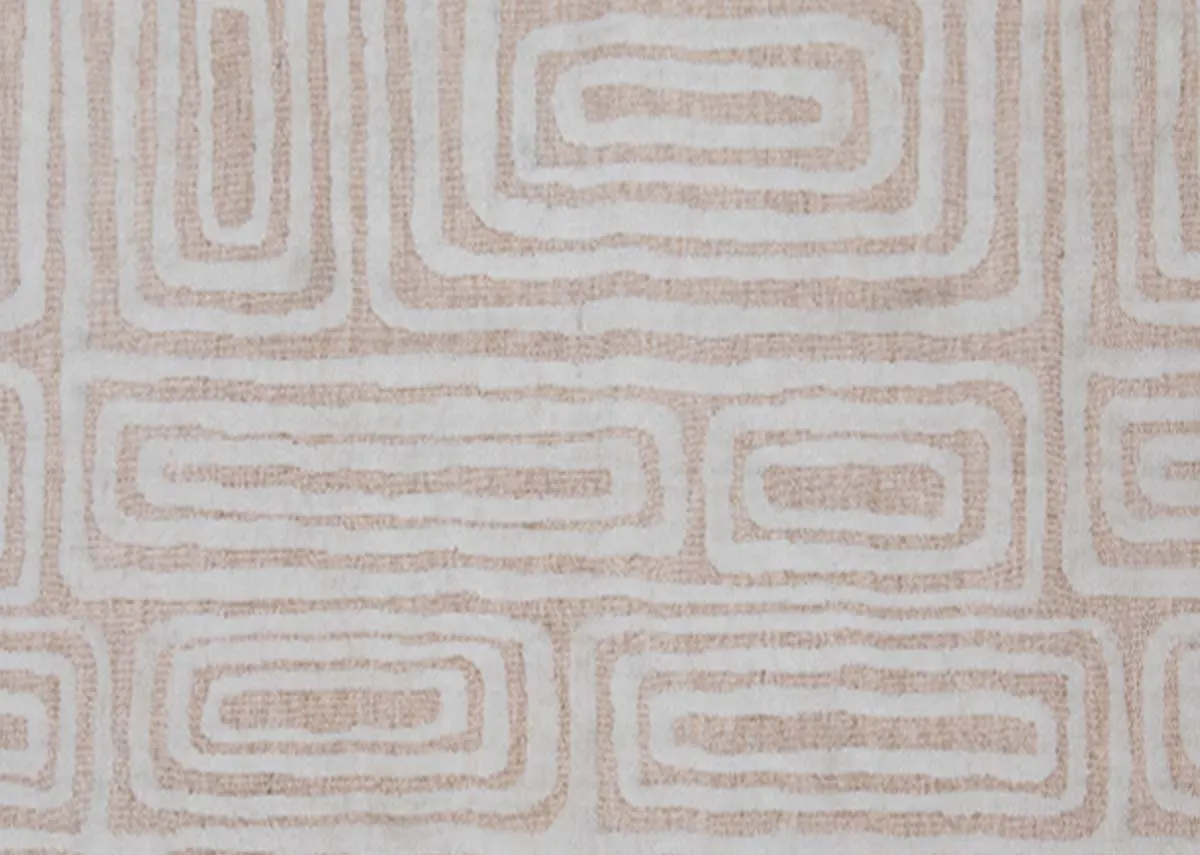 A dimension image of the Omaha Rug with 230cm x 160cm