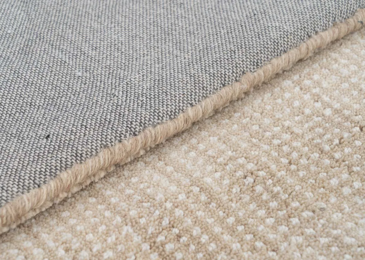 A dimension image of the Charleston rug with 300cm x 200cm