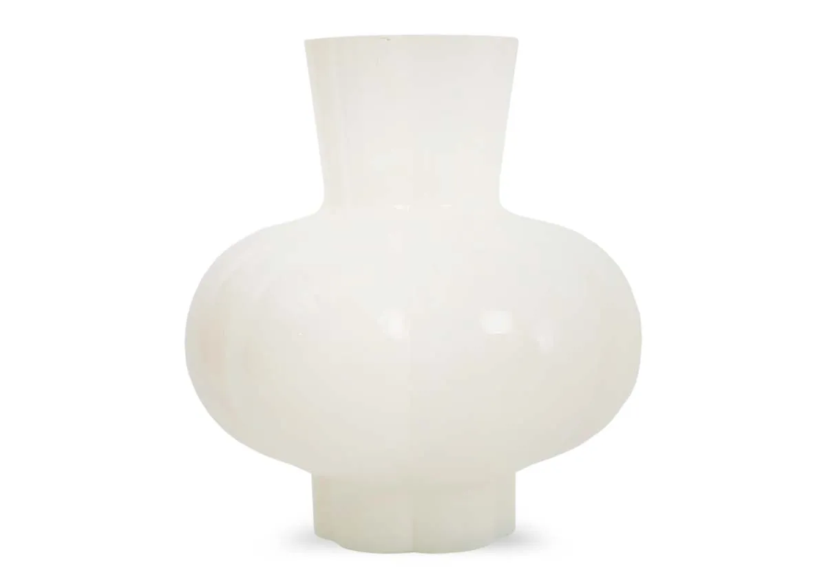 A round white pearlescent vase from EZ Livings Kortosi range. Front view