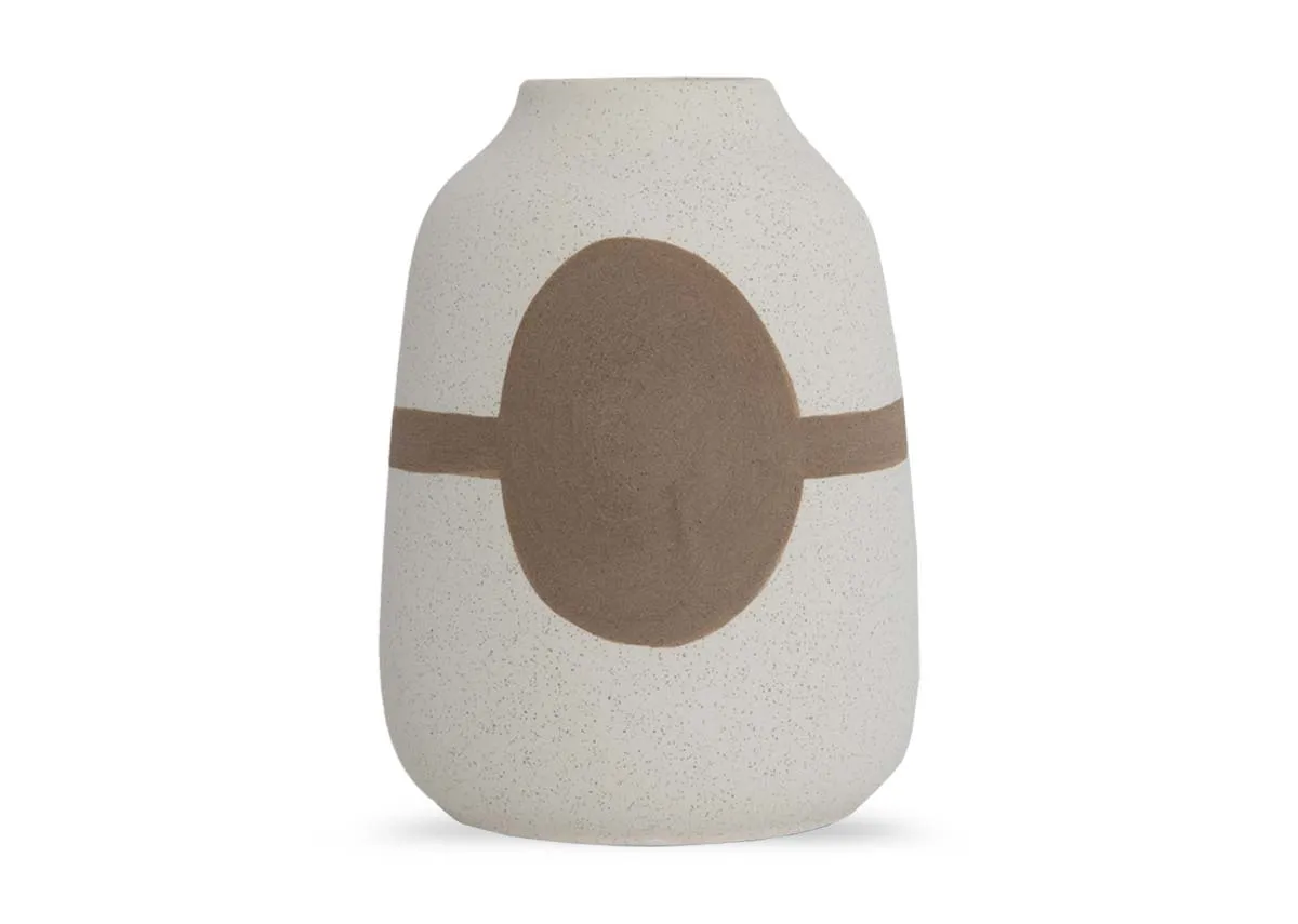 A cream accent wide base vase with a brown painted circle & line from EZ Livings Dani range. Front view