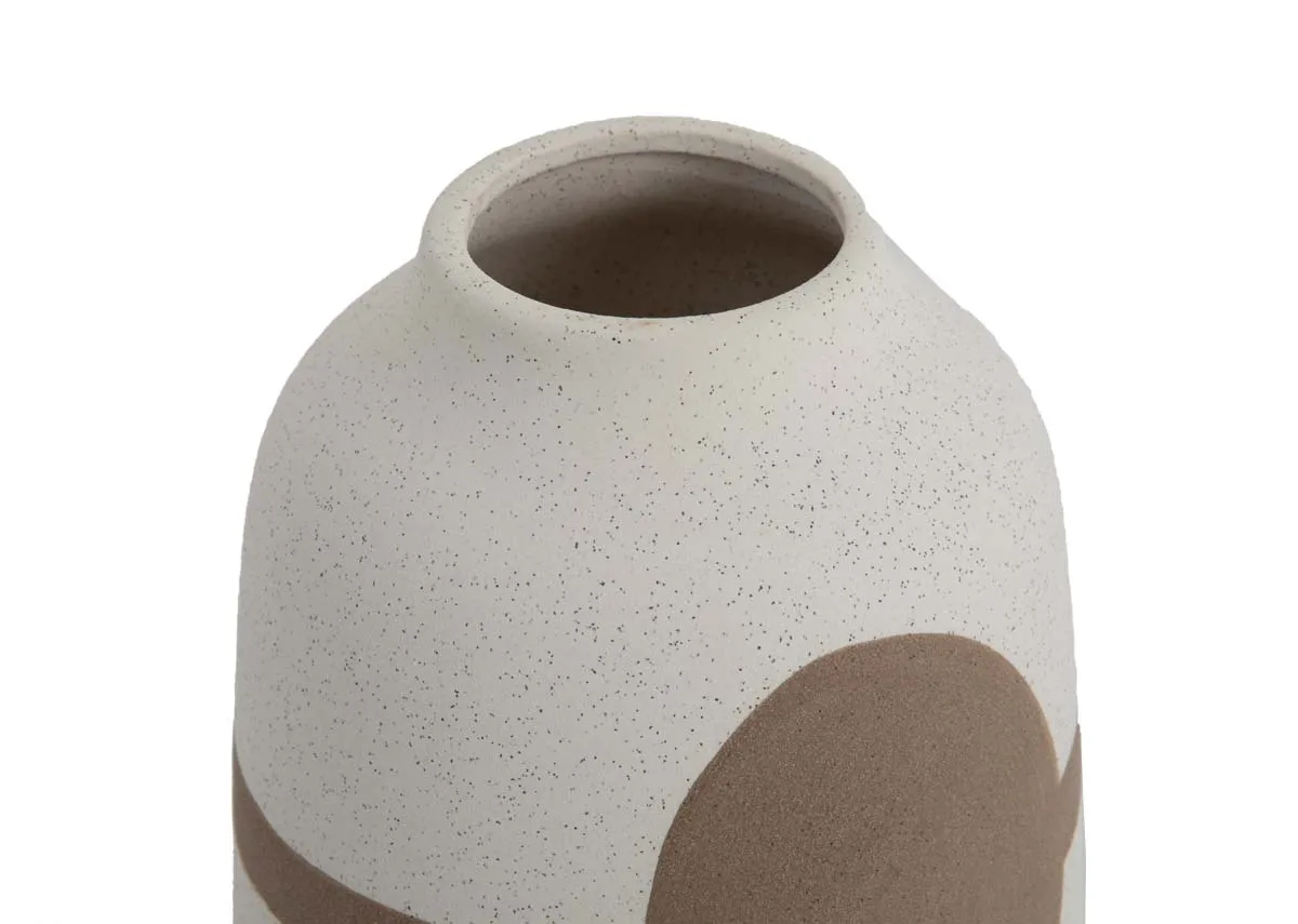 A cream accent wide base vase with a brown painted circle & line from EZ Livings Dani range. Closeup of wide mouth for stems