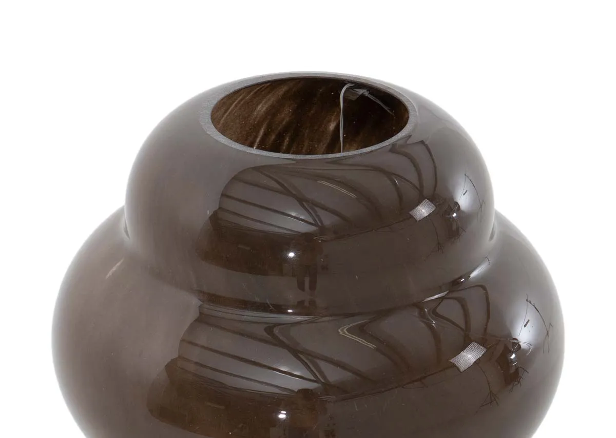 A dimension image of the Ylien small vase with 20cm x 22cm