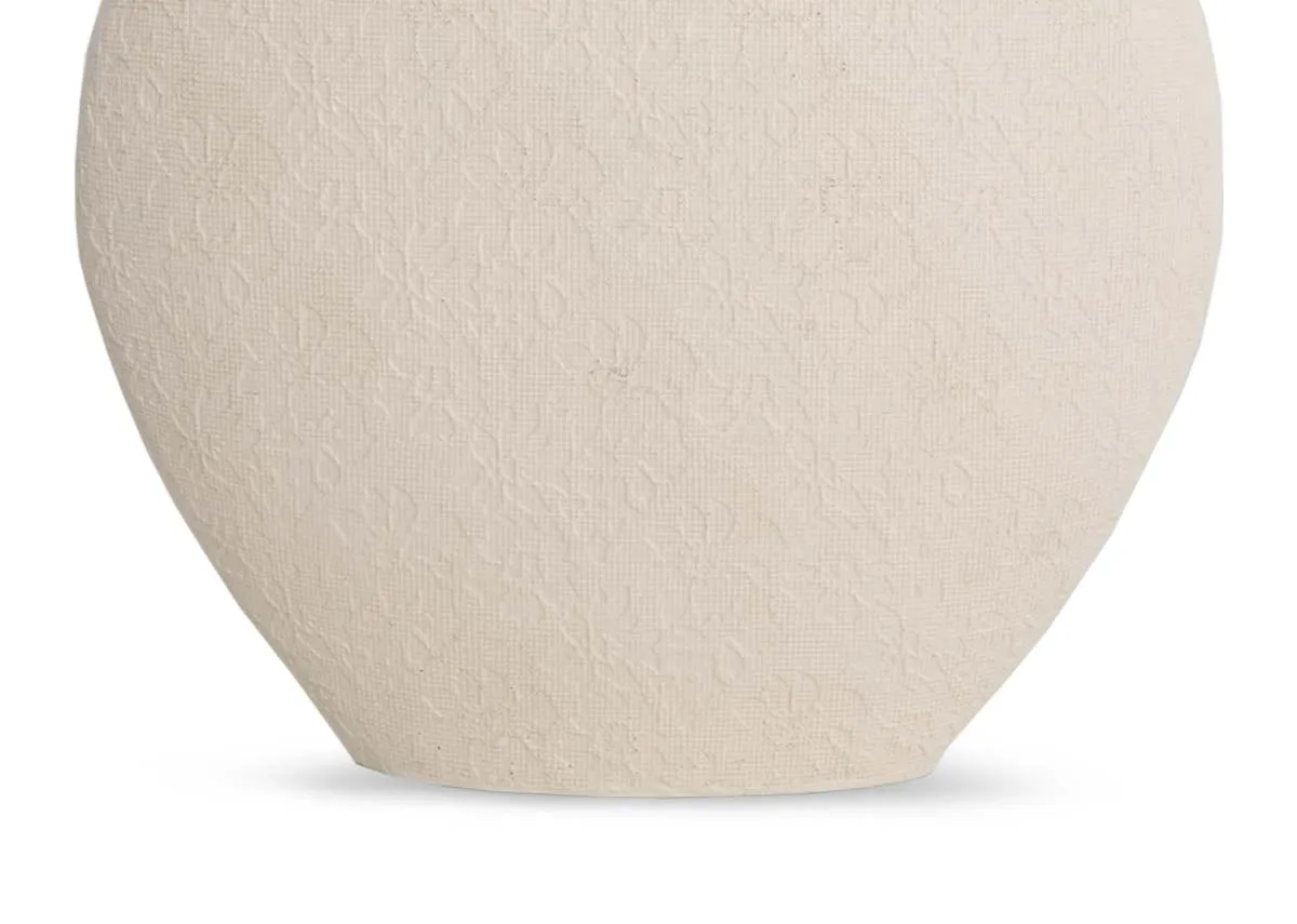 a wide round cream vase from EZ Living Furnitures Renda range. Closeup of tapered bottom