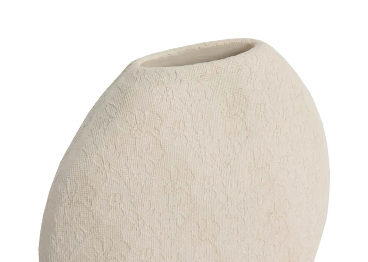 a wide round cream vase from EZ Living Furnitures Renda range. Closeup of slim opening for stems