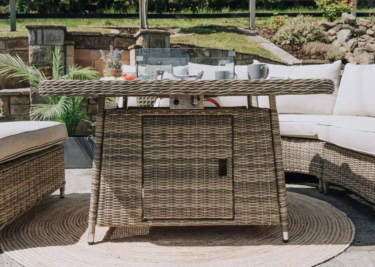 A lifestyle image of the Monterey gas fittings and controls