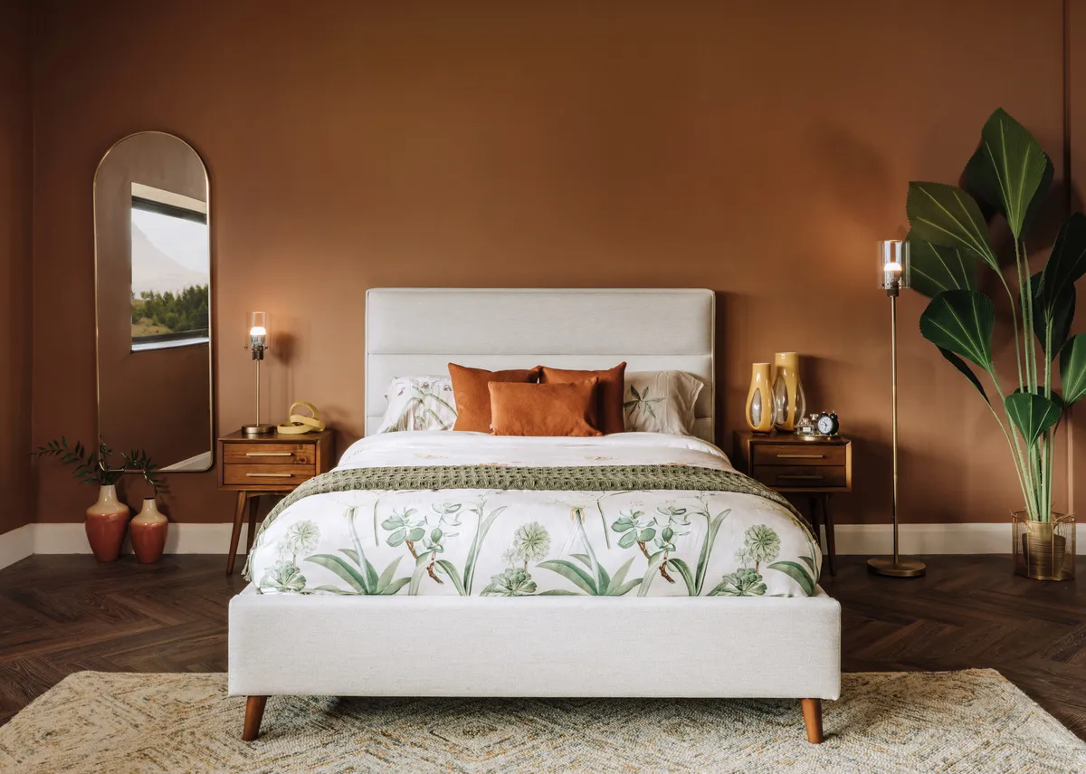 A dimension image of the Johanne Tree with 203cm