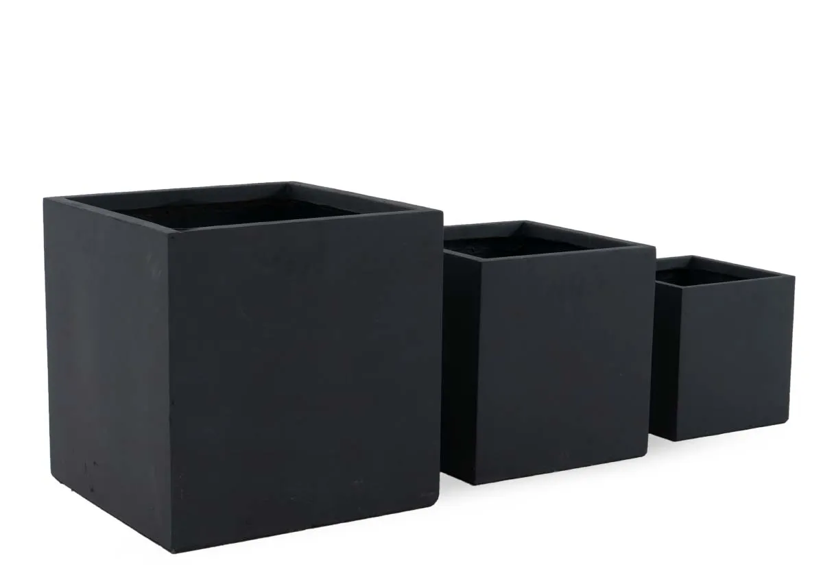 A set of 3 grey clay planters from EZ Livings Vicenze range. Angled view of the 3 square planters