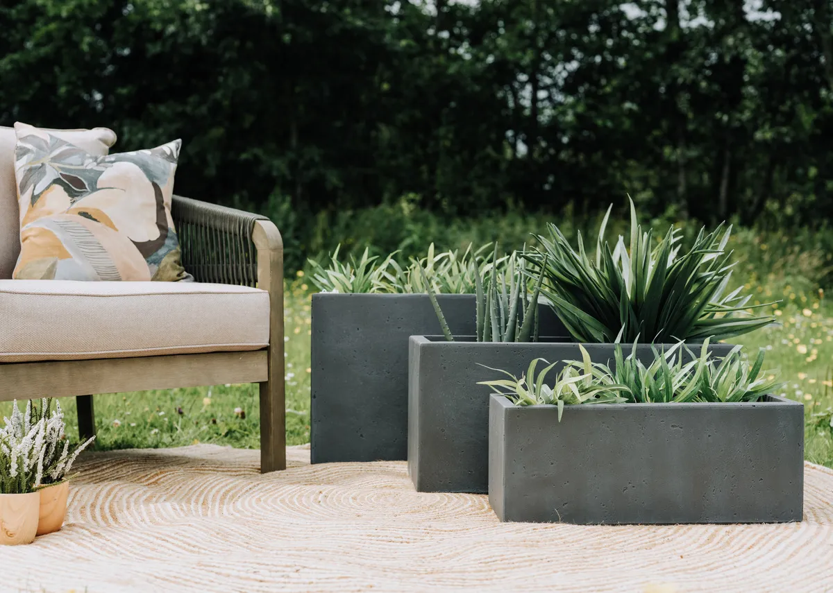 Set Of 3 Charcoal Clay Planter - Sassari