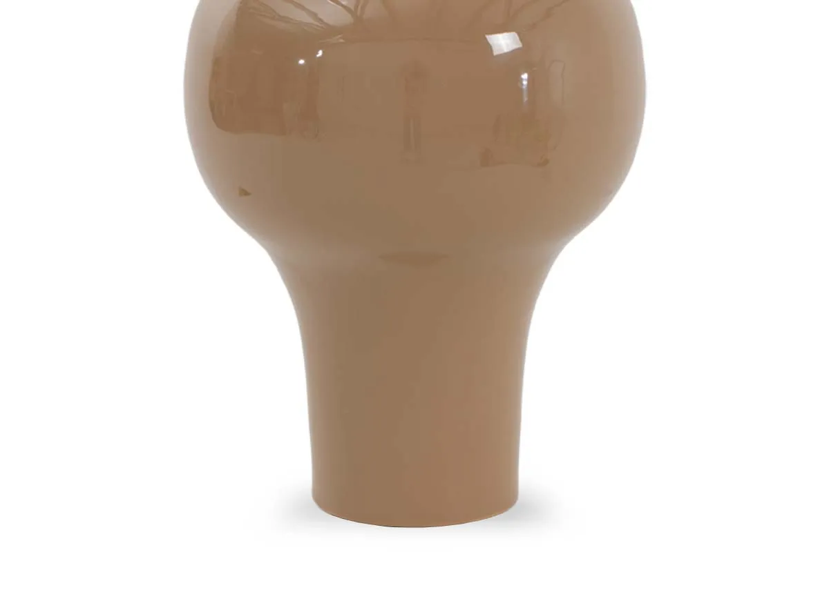 A dimension image of the Gibson light brown vase with 21cm x 40cm
