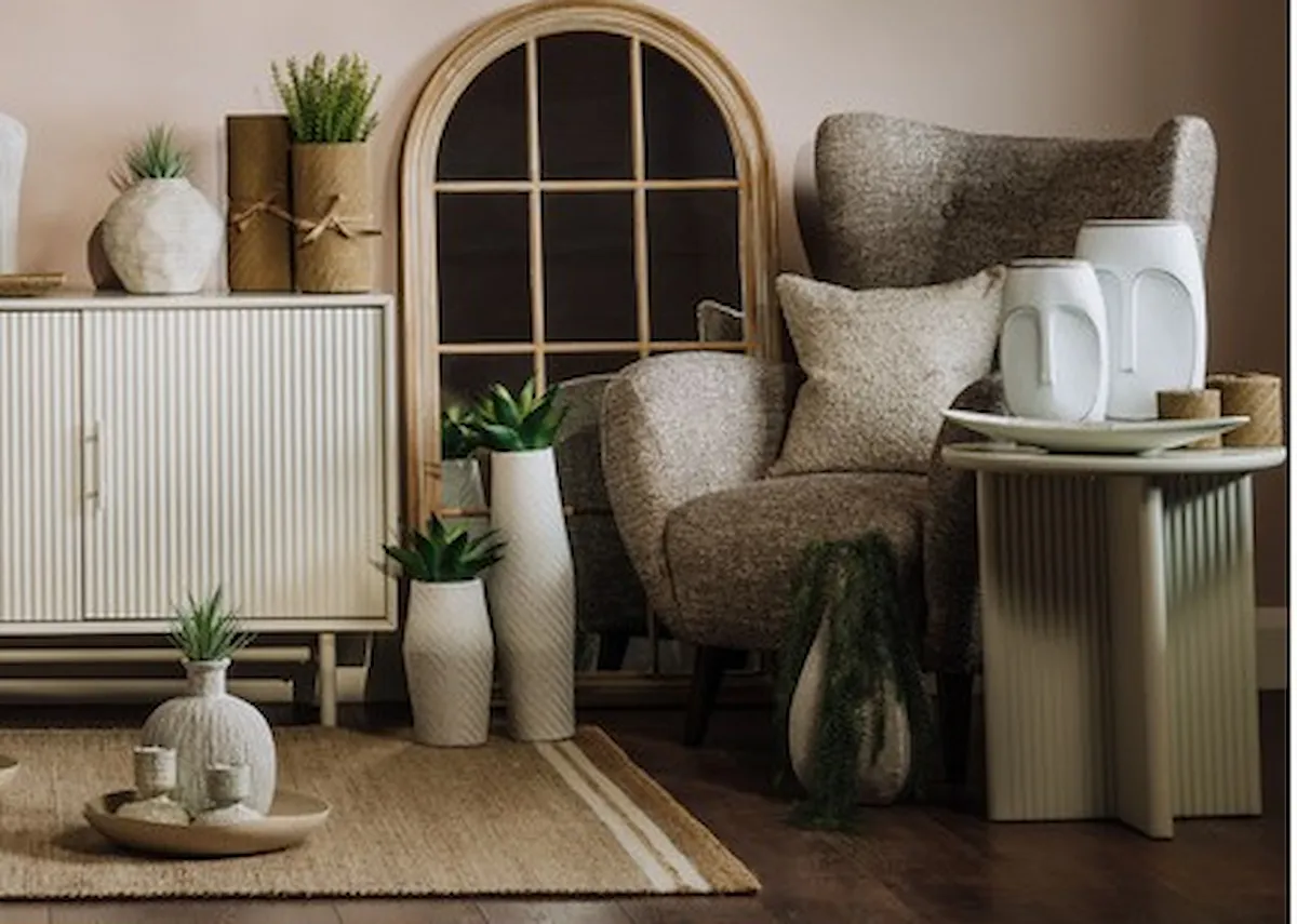 Small White Ornament - Bluebell