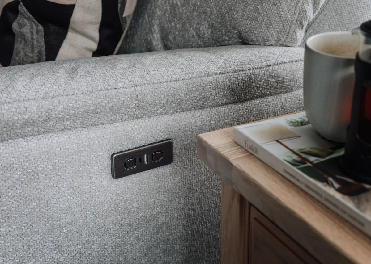 A dimension image of the Mallow 2 seater recliner with 158cm x 99cm