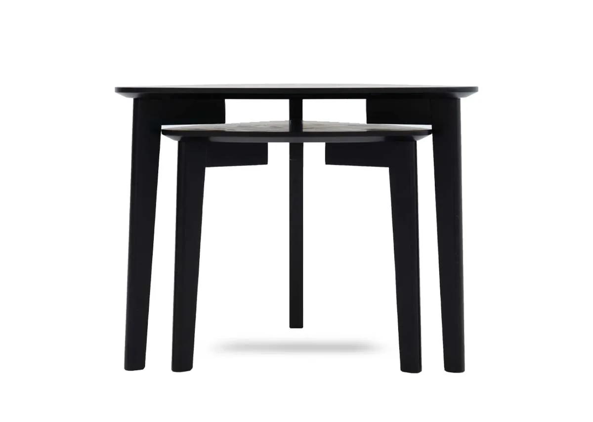 A dimension image of the Sonoma tables with 60cm x 44cm x 47cm