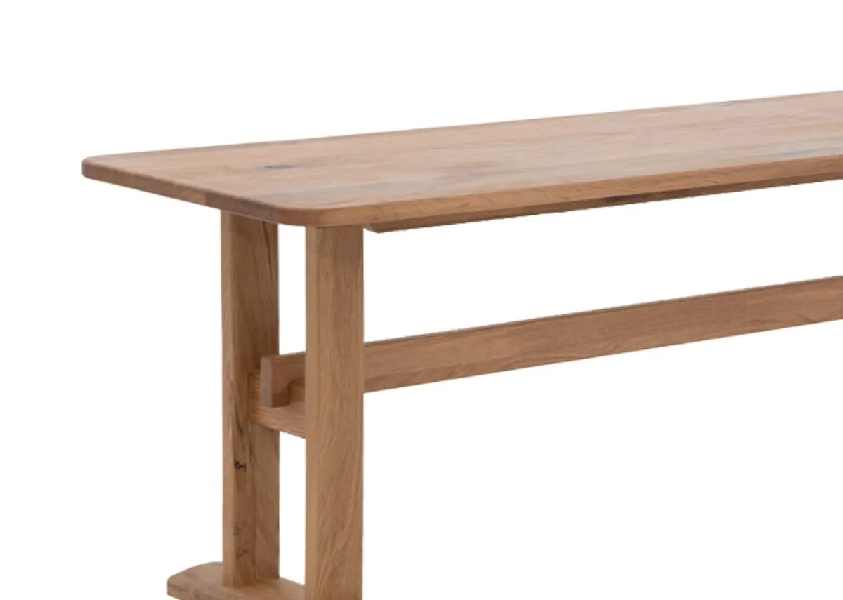 A rectangular oak bench from EZ Livings Hudson range. Closeup of oak veneer finish