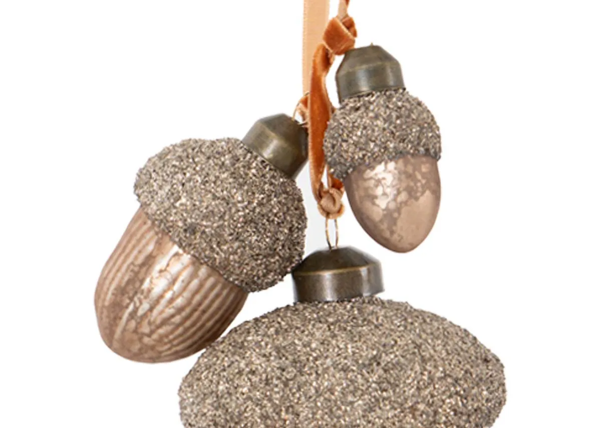 A dimension image of the Acorn Cluster Bauble with 8.5cm H 8cm W Medium 6cm H 4.5cm W Small 4 H 3cm W
