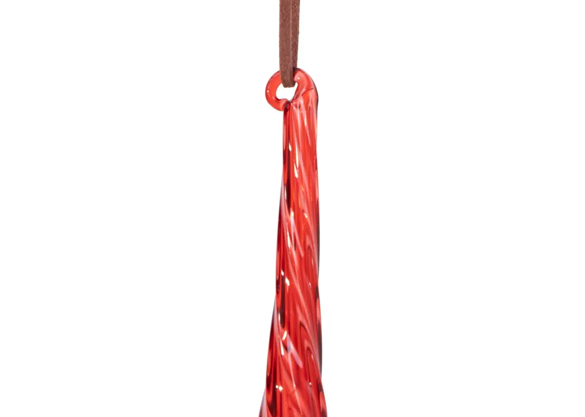 A dimension image of the Red Hanging Finial with 4cm x 40cm