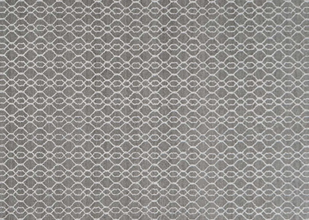 A dimension image of the Heiny small rug with 170cm x 120cm