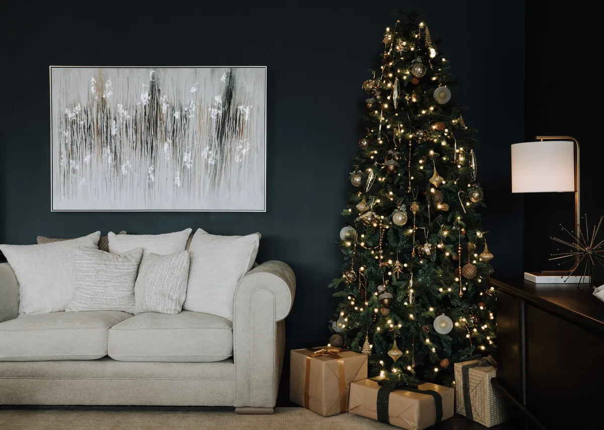 Gold Diamond - Christmas Garland