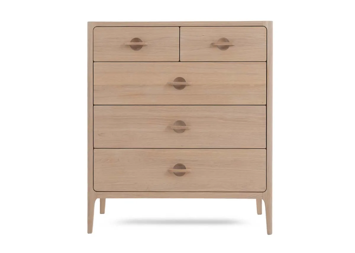 A white oak chest of 3 large and 2 small drawers from EZ Livings Jay range.Front view of joined handles