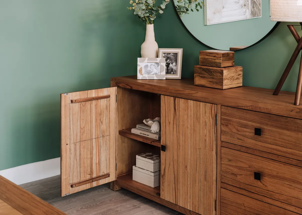 A lifetsyle image of the outback sideboard with the Fawn photo frames