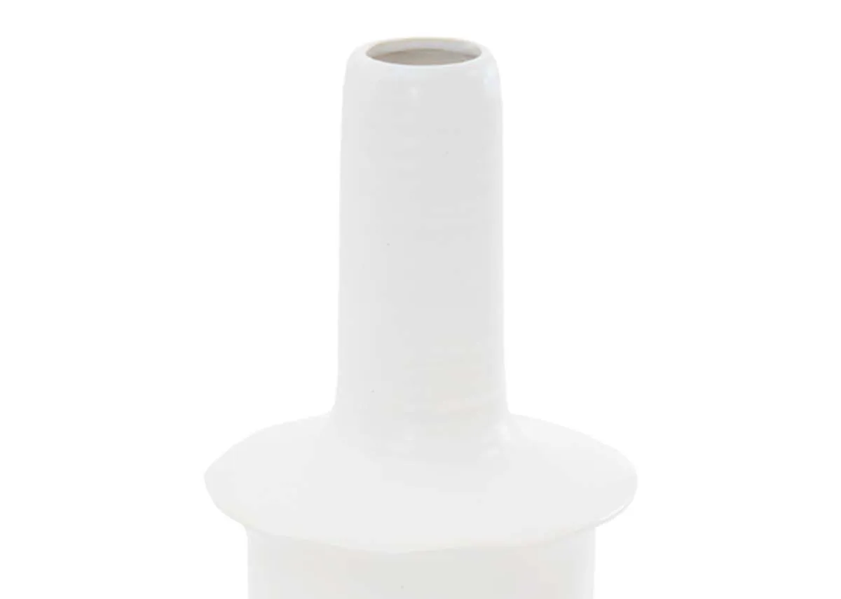 A dimension image of the Sennes vase with