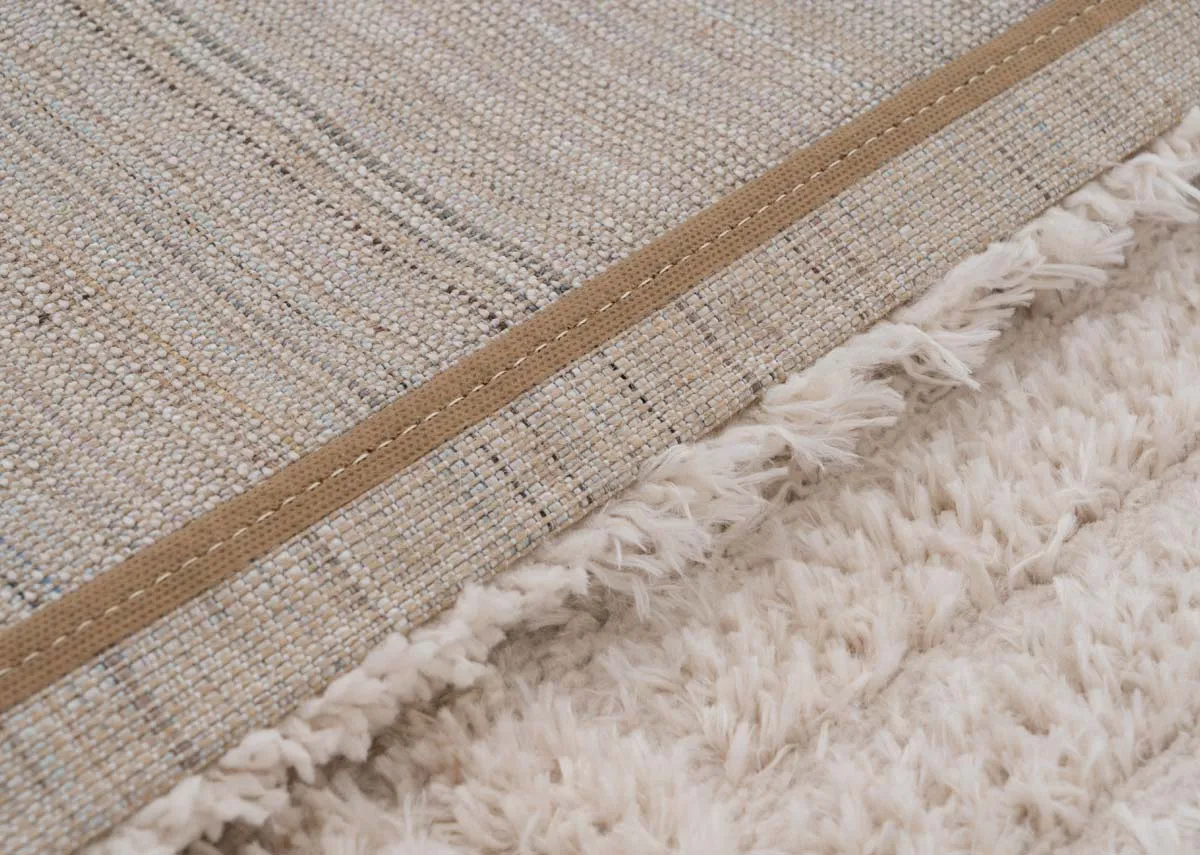 A dimension image of the Mosiac rug with 120cm x 170cm