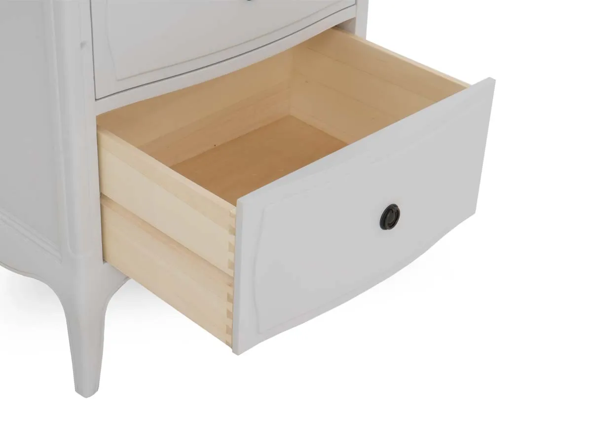 A dimension image of the Ameliw Tallboy with 67cm x 49cm x 131cm