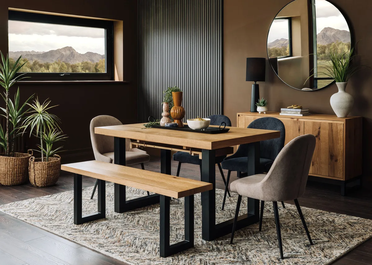 140cm-180cm Light Oak Extendable Dining Table - Montana