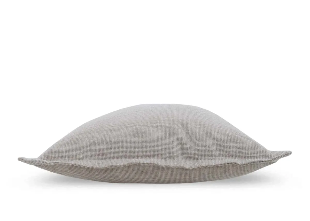 A dimension image of the Earthbound cushion with 45cm x 45cm