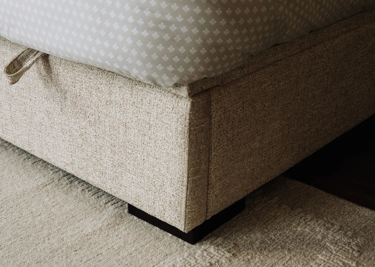 A dimension image of the Liberty 5ft Ottoman with 155cm x 212.5cm x 132cm