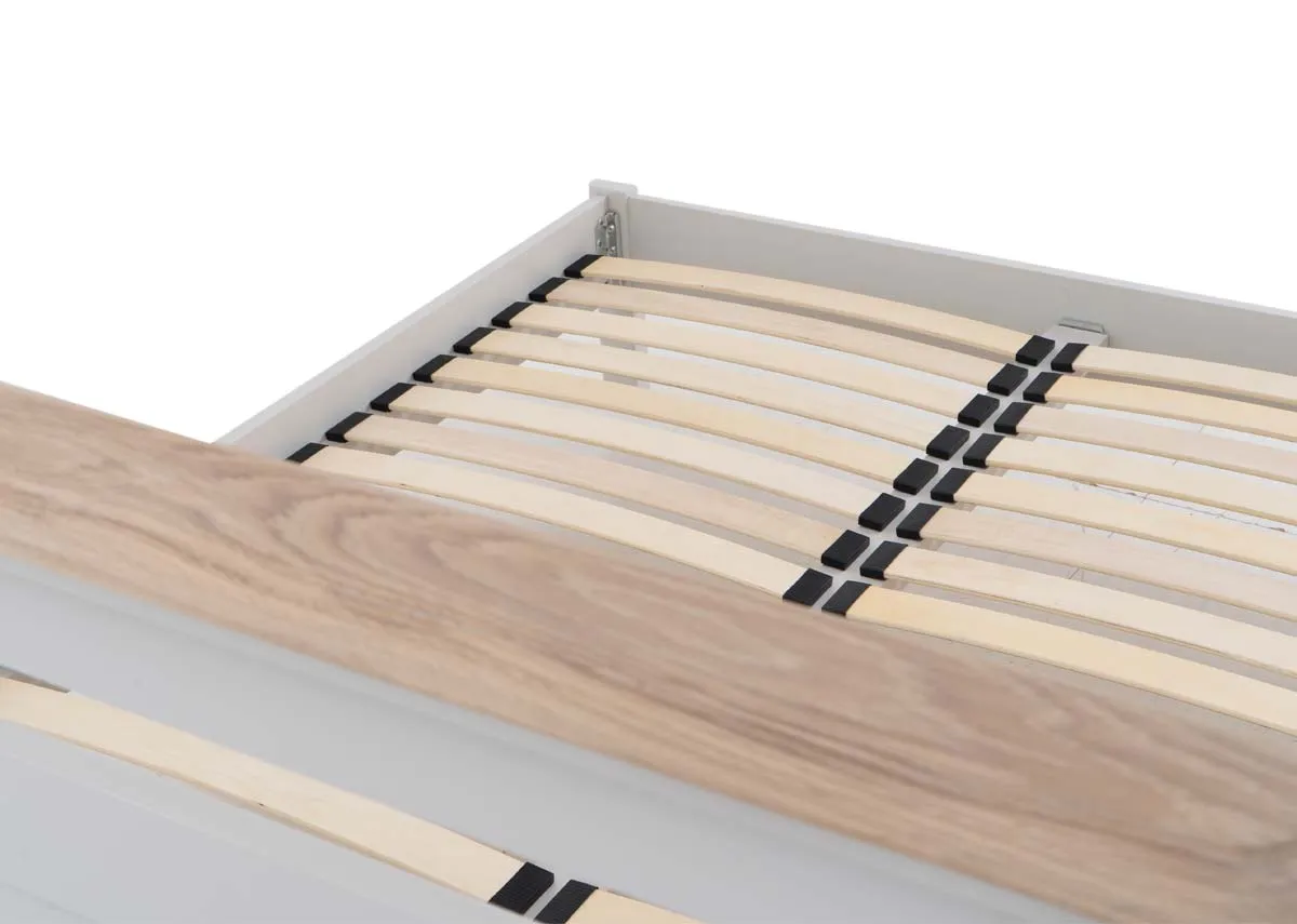 A dimension image of the Kylemore 5ft bedframe with 163cm x 209.5cm x 120cm