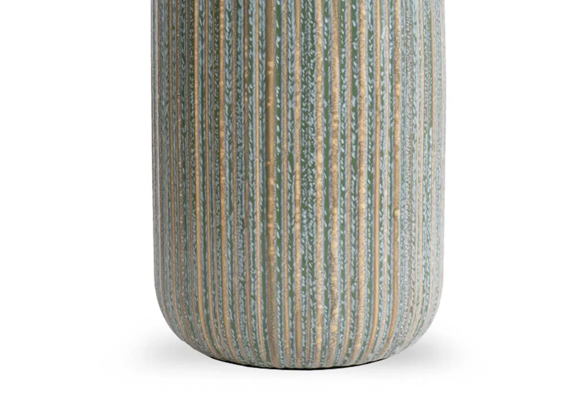 A dimension image of the Cong vase with 16cm x 24.5cm
